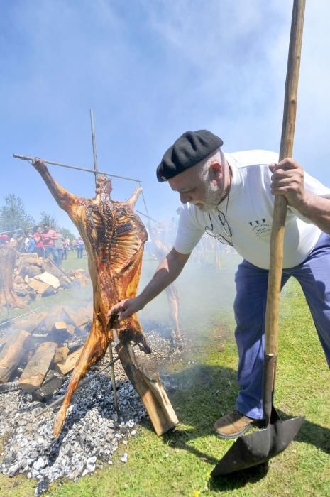 Fiesta del corderu en Llagüezos, Lena