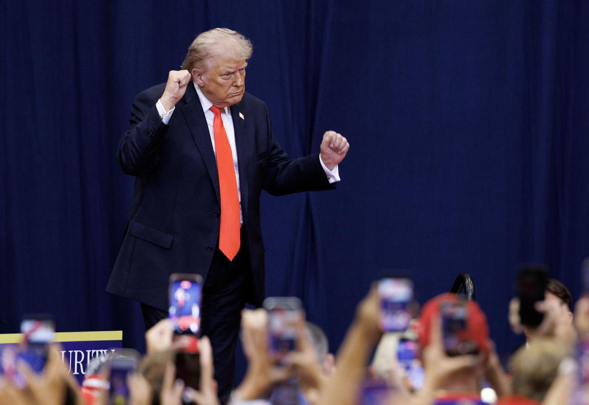 Donald Trump, baila.