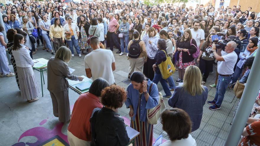 En marcha las oposiciones de profesorado: «Lograr la plaza sería como ganar la lotería»