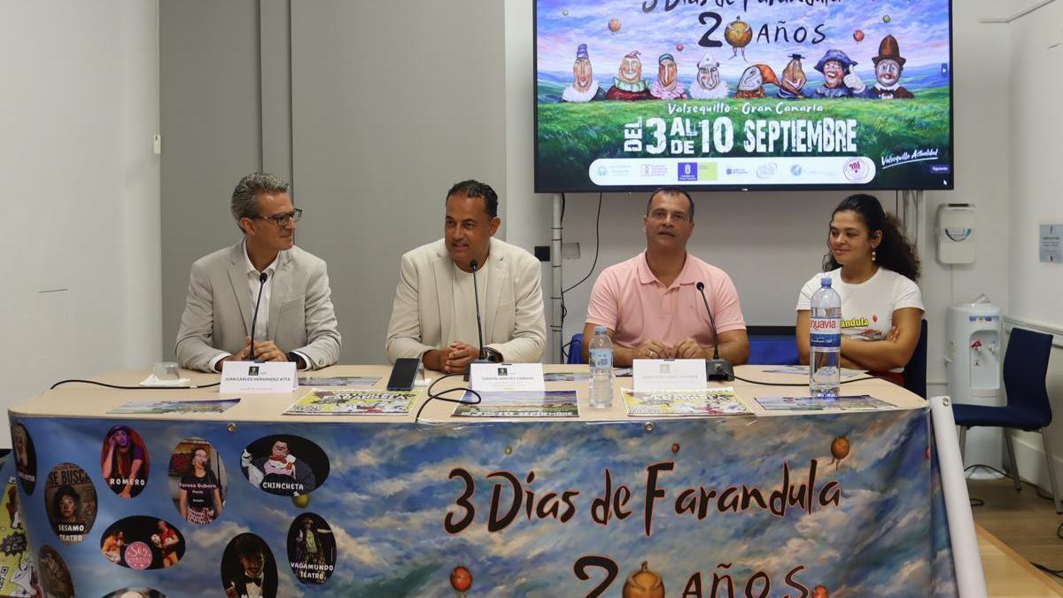 Un instante de la presentación del festival con Atta, Sánchez, Suárez y Monzón