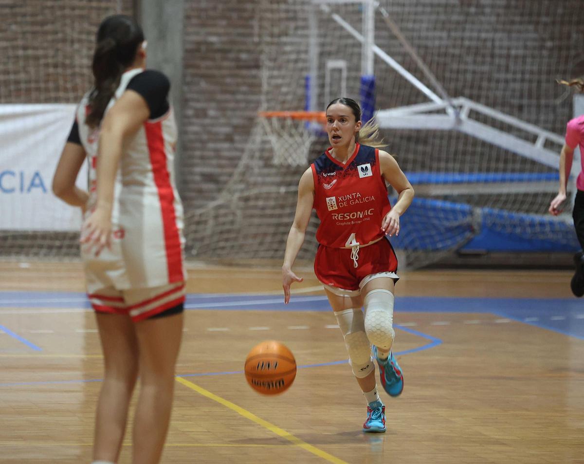 Nevena Dimitrijevic dirige un ataque de Maristas.