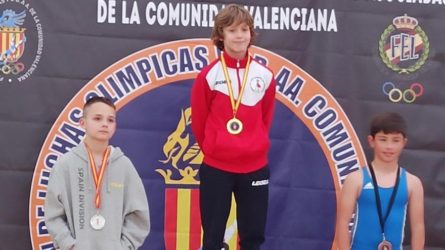 Lucas Lazareno consiguió el oro en su categoría