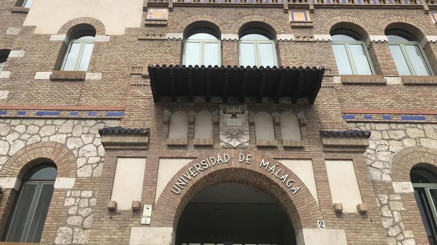 Fachada del rectorado de la Universidad de Málaga.