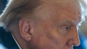 El FBI confirma que una bala hirió la oreja de Trump y aplaca las sospechas de montaje