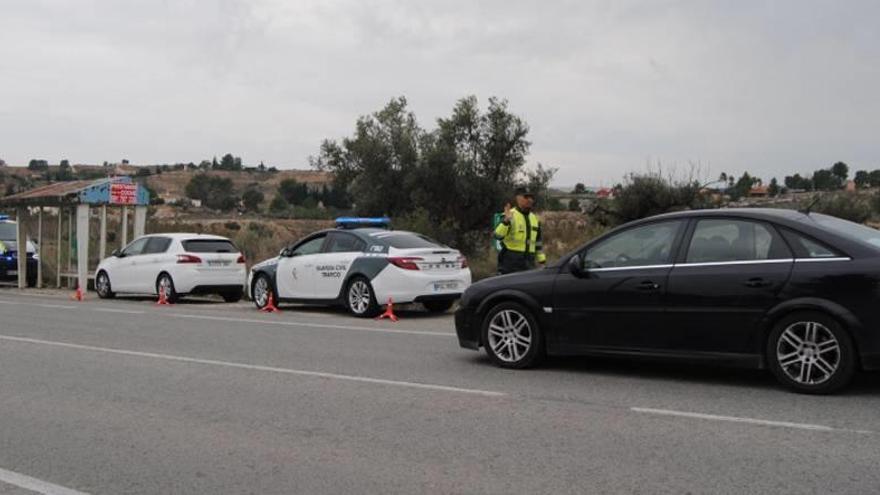 La Guardia Civil inició ayer la campaña de controles.