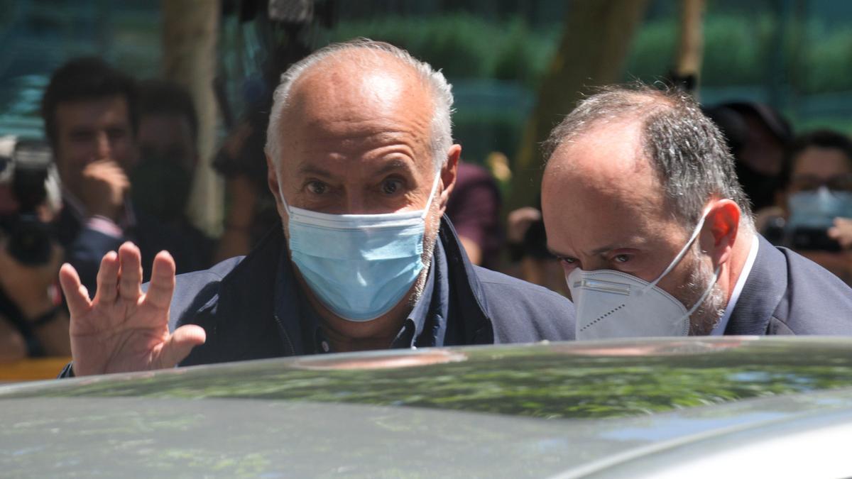 José Luis Moreno, saliendo de la Audiencia Nacional