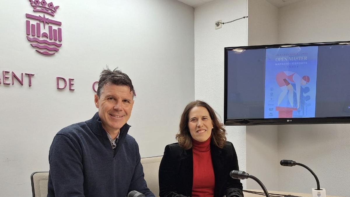 El concejal y la presidenta, en la presentación del Open
