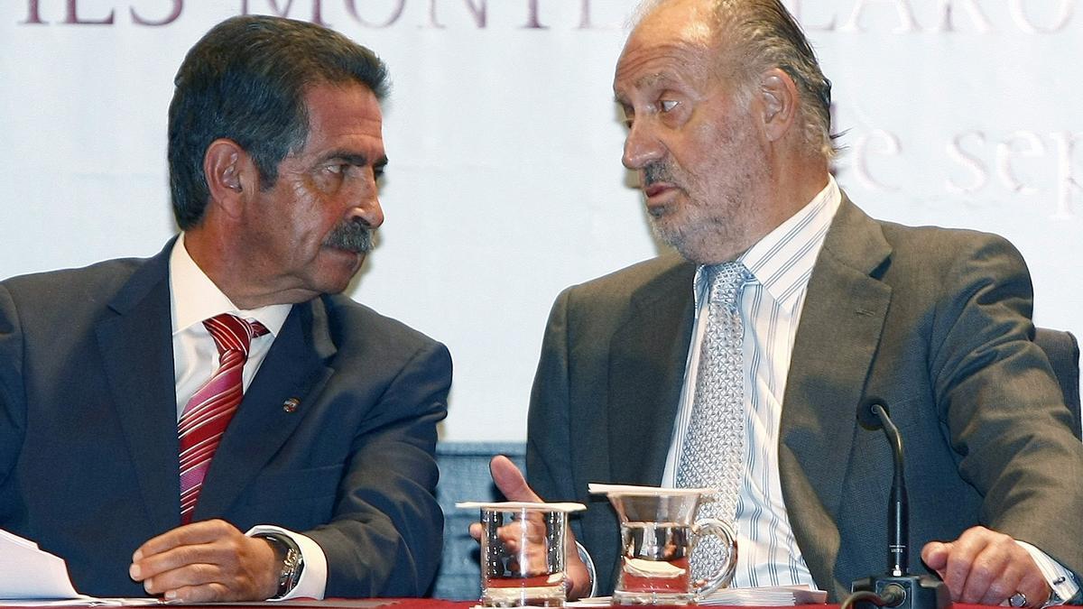 Revilla: "¿Por qué no se ha querellado contra el CNI, Bárbara Rey o Corinna que han dicho cosas muy gordas?"