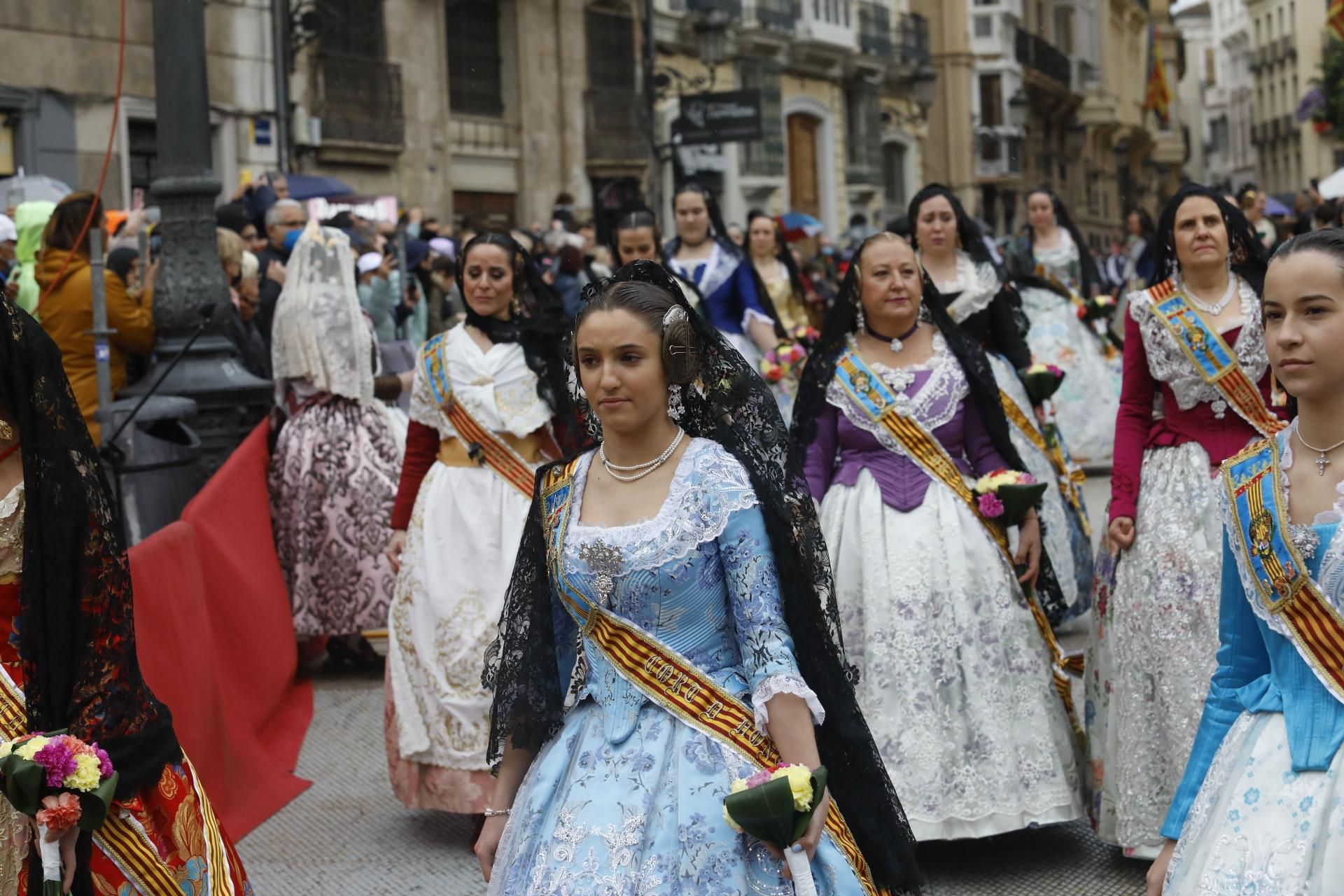 Búscate en el primer día de Ofrenda por la calle Quart (entre las 115.30 y las 17.00 horas)