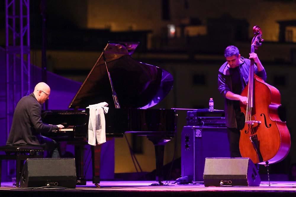 Malstrom y Marcin Wasilwski Trio.