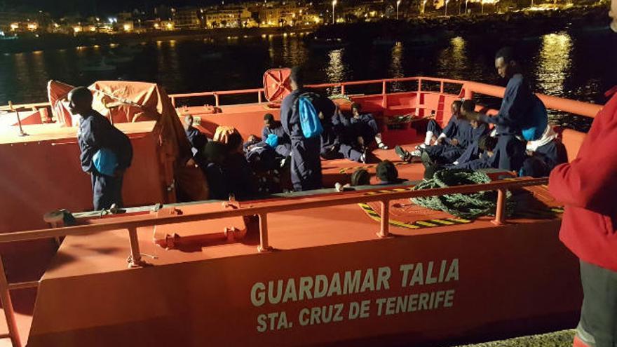 Rescatados los 51 inmigrantes al sur de la Isla