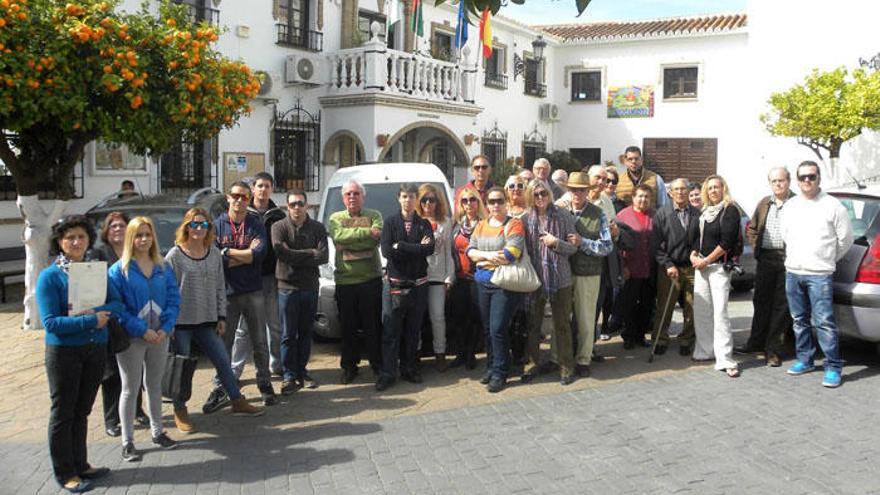 Alcaucín teme bajar de los 2.000 habitantes actuales si definitivamente entra en vigor el Brexit.