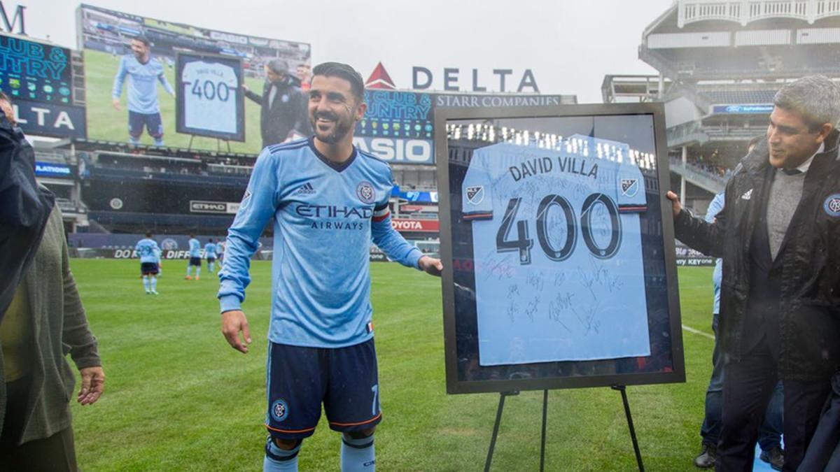 Villa, homenajeado por sus 400 goles oficiales