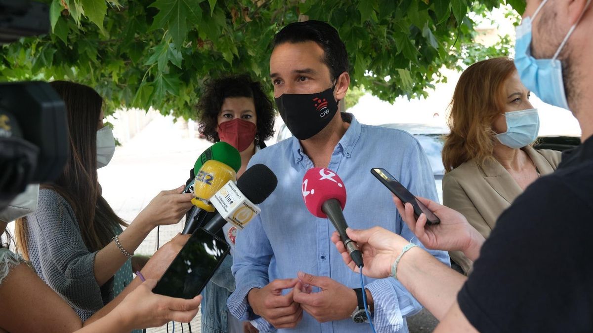 Ricardo Cabezas, portavoz municipal socialista y vicepresidente de la Diputación de Badajoz.