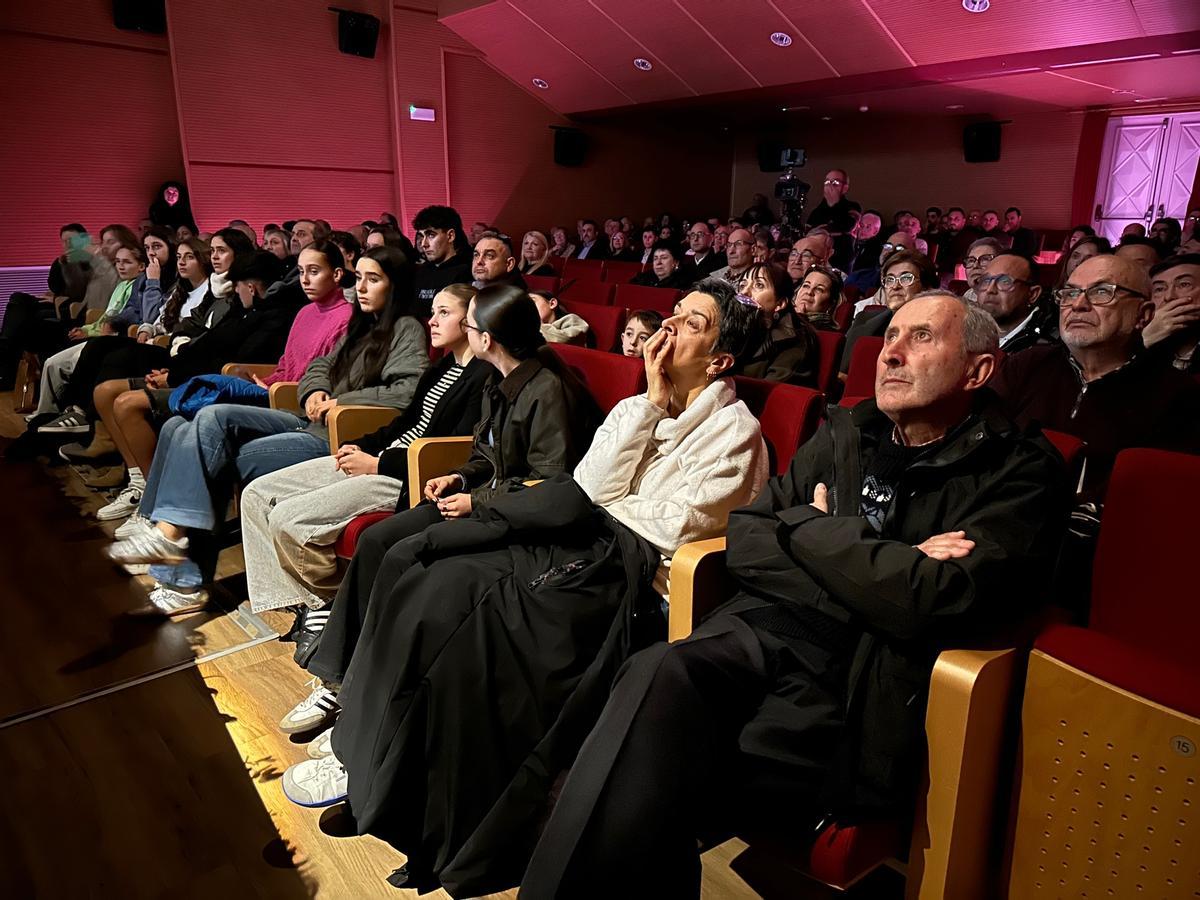 La Gala del Deporte de Navia, un aplauso al esfuerzo y la determinación La Gala del Deporte de Navia, un aplauso al esfuerzo y la determinación