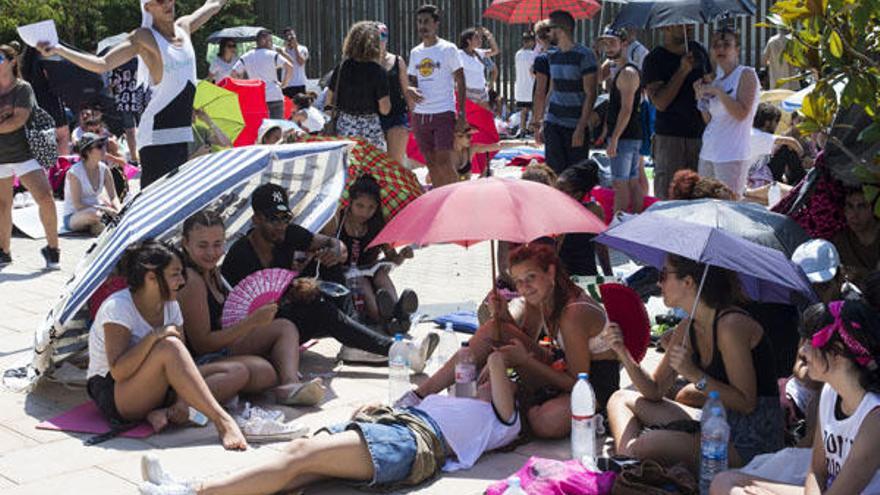 Doce días de cola para ver  a Beyoncé en Barcelona