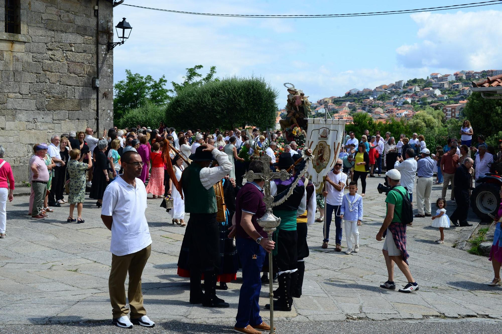 Las celebraciones en honor a la Virgen del Carmen en O Morrazo. La procesión en Bueu