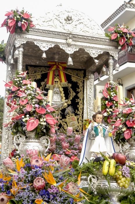 ROMERIA ROCIERA Y OFRENDA A LA VIRGEN