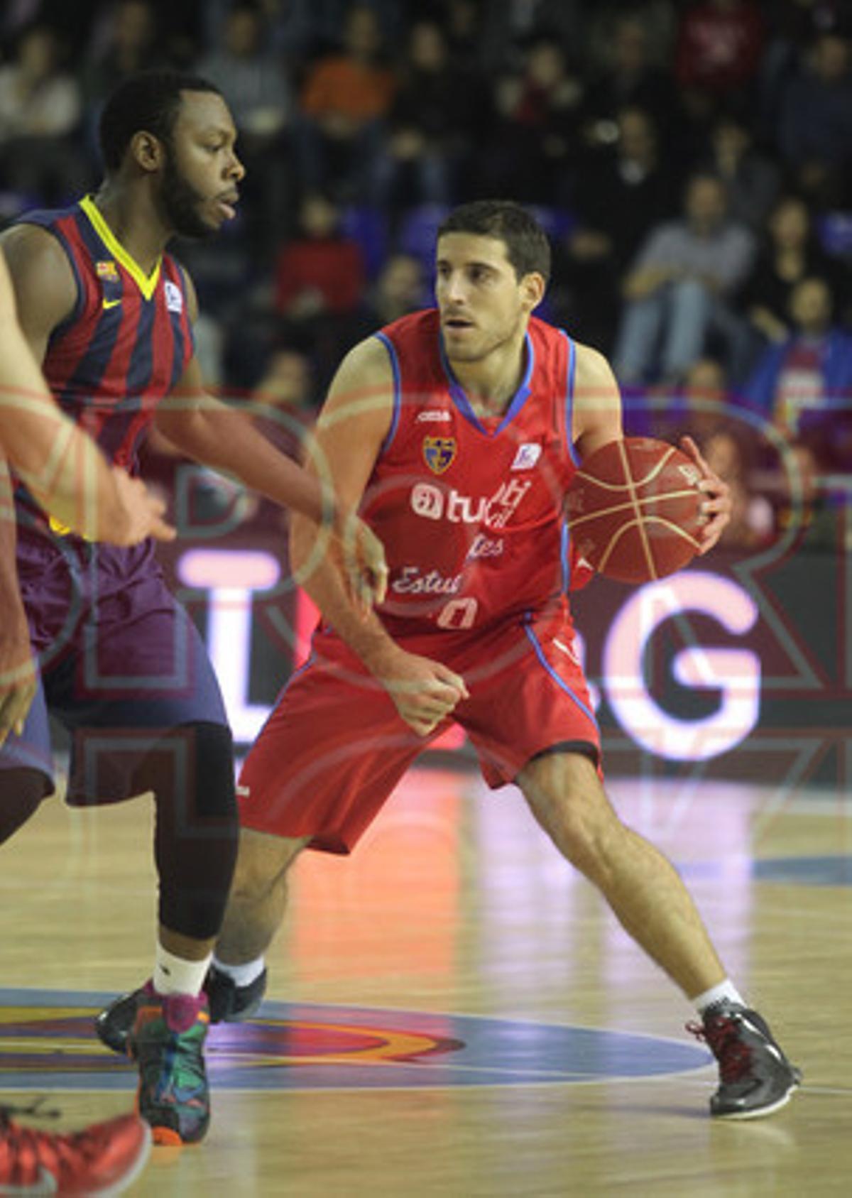 FCBARCELONA 73-ESTUDIANTES 56