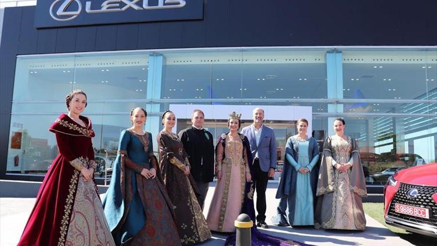 Na Violant y Dones aprecian la elegancia y vanguardia de Lexus