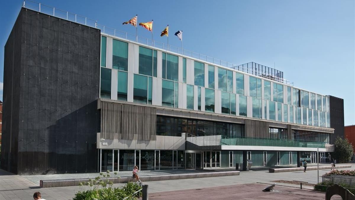 Fachada del Ayuntamiento de Sant Cugat del Vallès.