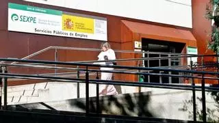 El paro en Extremadura descendió en 2.387 personas hasta los 70.669 desempleados