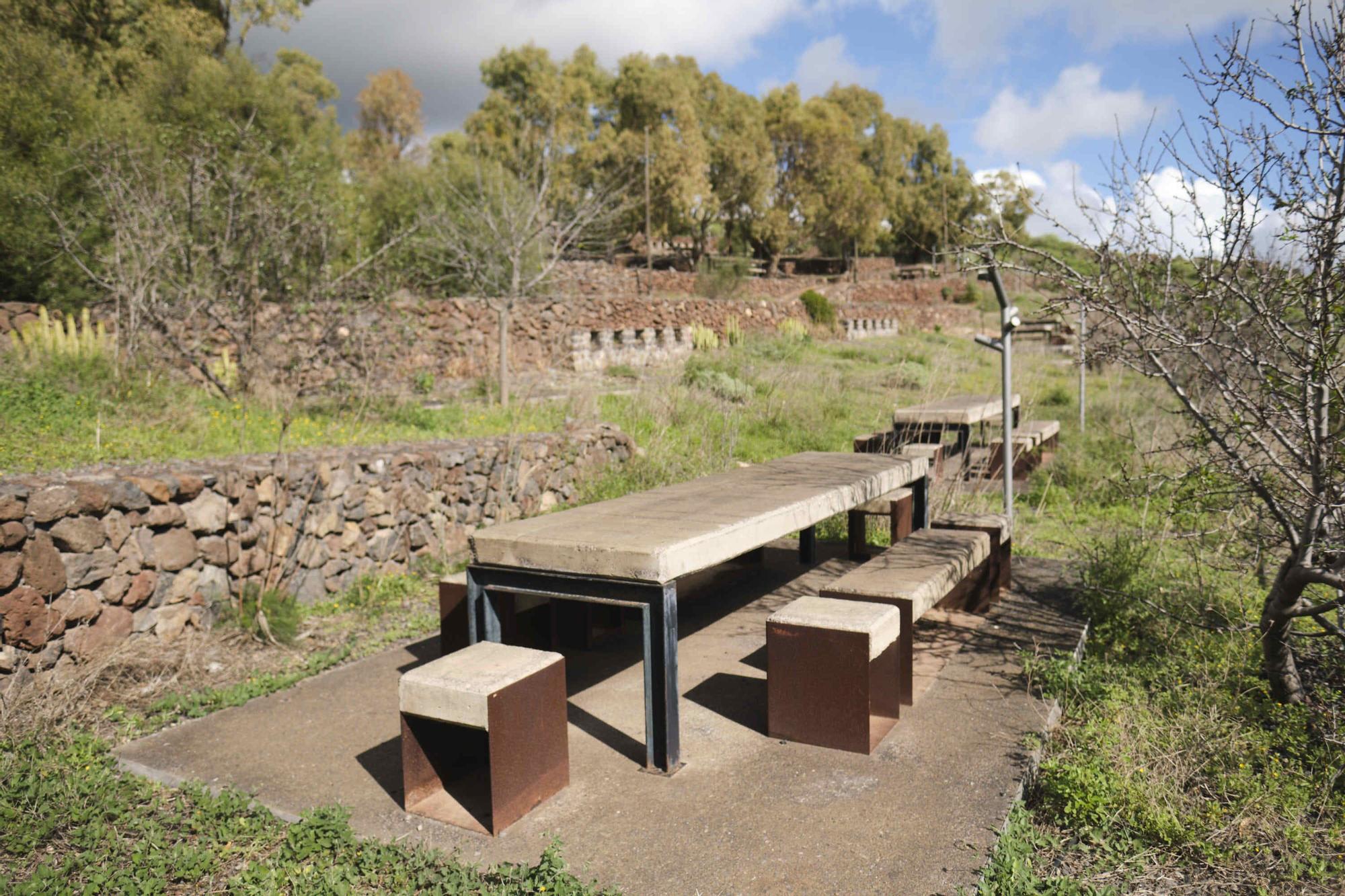 Visita Parque Mesas, inicio obra de la zona de las chuletadas.