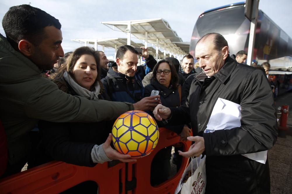 El Barcelona llega a Asturias para su duelo ante el Sporting