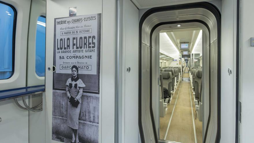 Lola Flores viaja en el tren Gijón-Alicante: una exposición sobre ruedas recuerda a la artista