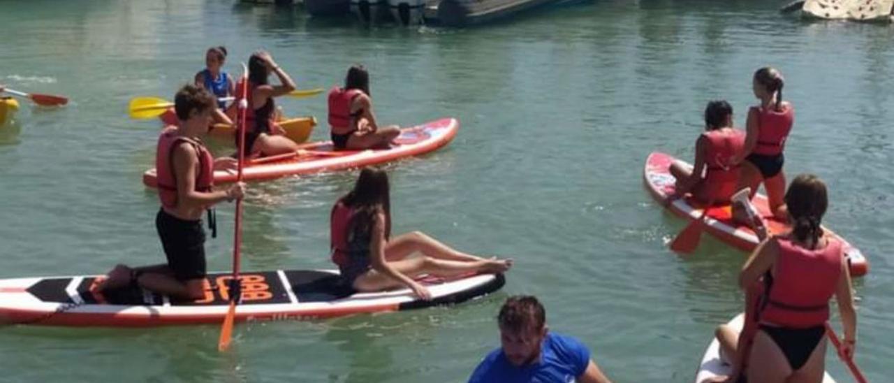 Momento de la jornada para preservar el fondo marino. | LEVANTE-EMV