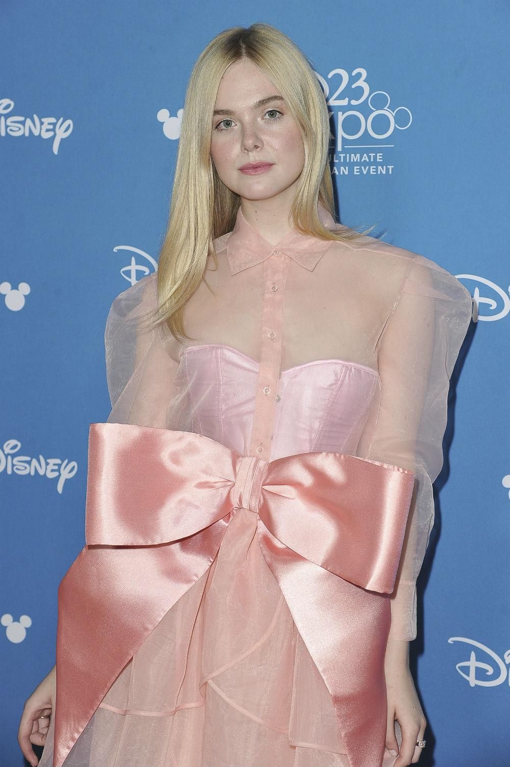 Elle Fanning en la presentación de 'Maléfica 2' en la exposición D23