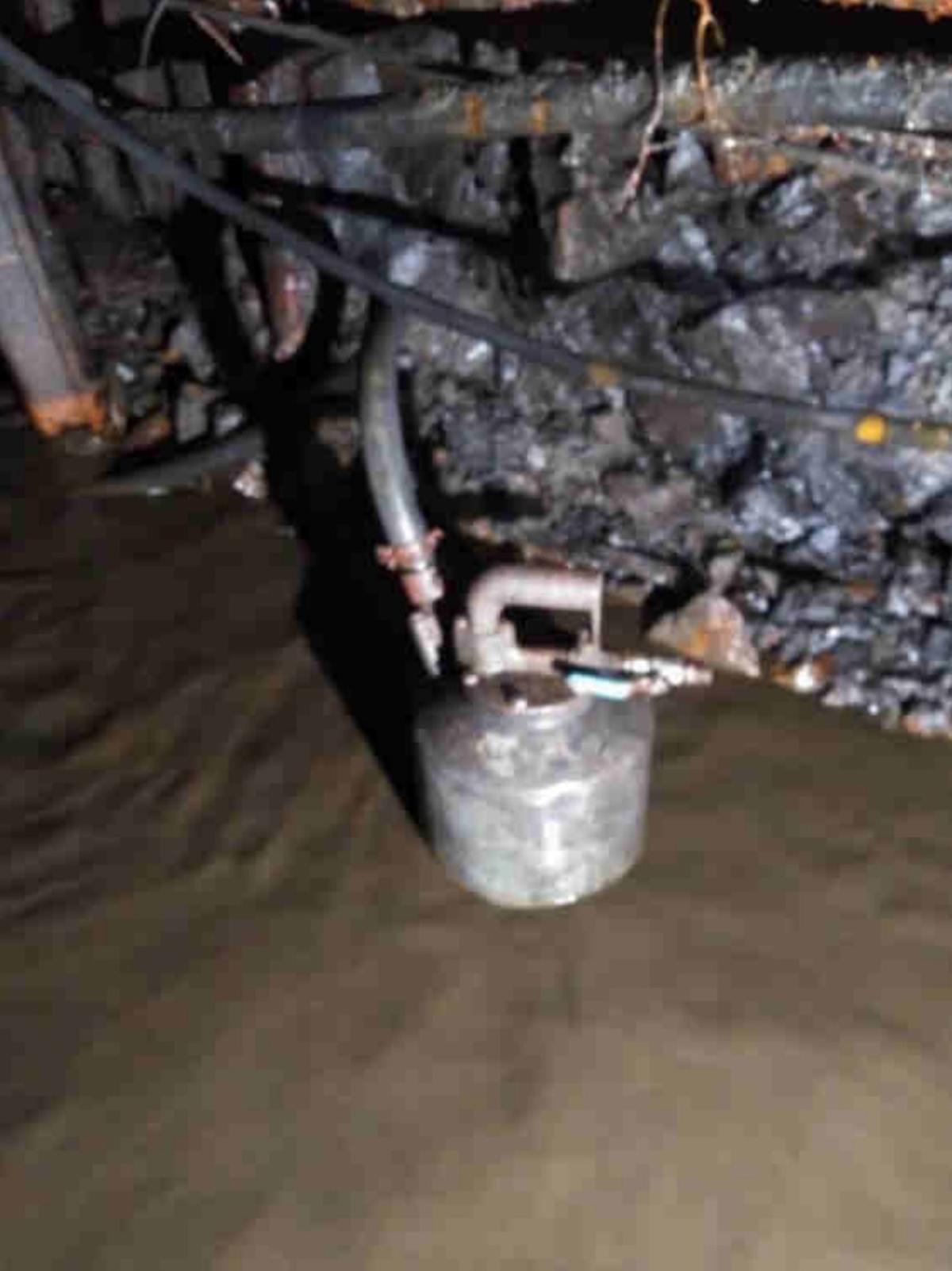 EN IMÁGENES: Así era "el peor de los chamizos": el espacio angosto y en riesgo de derrumbe en el que trabajaban los mineros que murieron en Cerredo