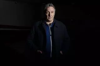 Carlos Zanón: "Nunca he pagado para que duerman conmigo, pero puedo entender esa clase de soledad abisal"