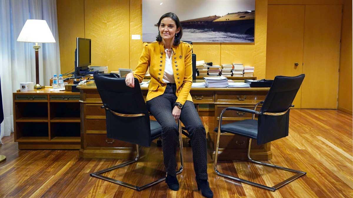 La ministra de Industria, Reyes Maroto, durante la entrevista con EL PERIÓDICO