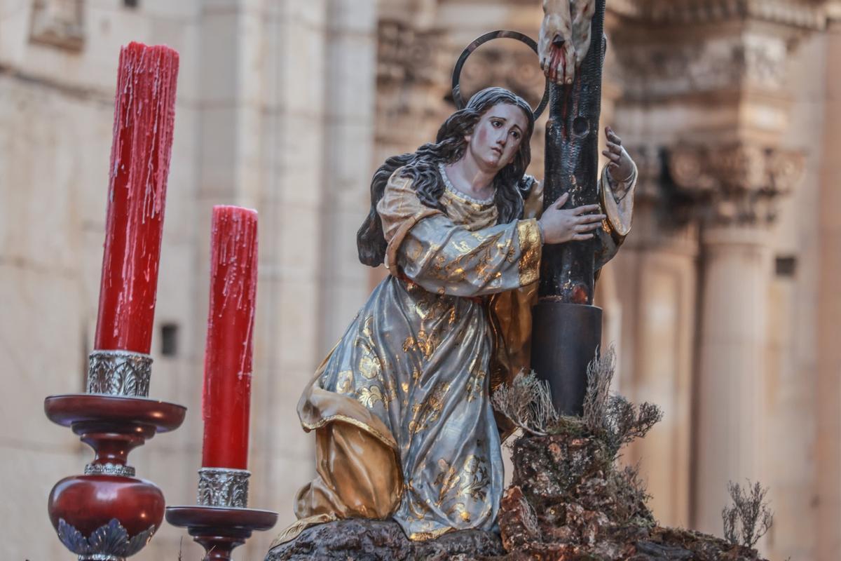 El patrón de Orihuela regresa a su capilla