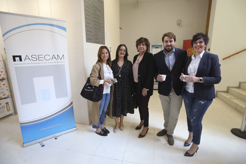 Encuentro empresarial en Sagunt organizado por ASECAM. Recepción y mesa redonda.