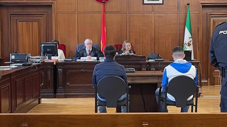 Los dos acusados del asesinato de Reda en Santa Clara se culpan entre ellos de ser los autores de las puñaladas