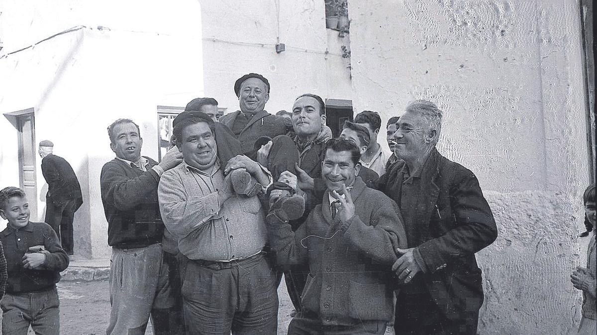 Tocado por la suerte en la población de Fortuna, 1964.