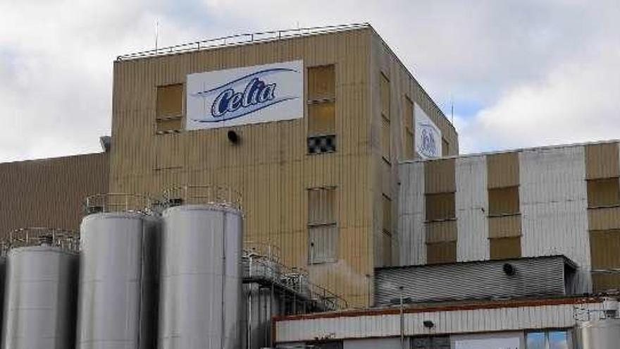 Exterior de la planta de Lactalis en Craon (Francia).