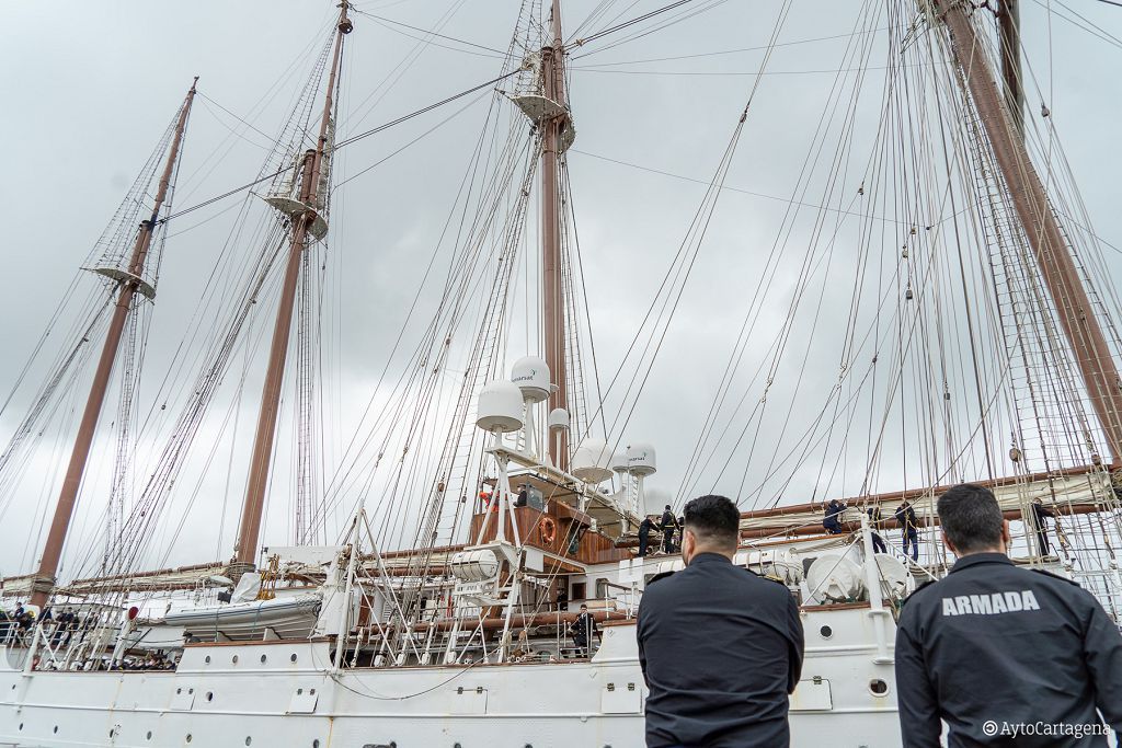 El buque Juan Sebasitán Elcano llega a Cartagena