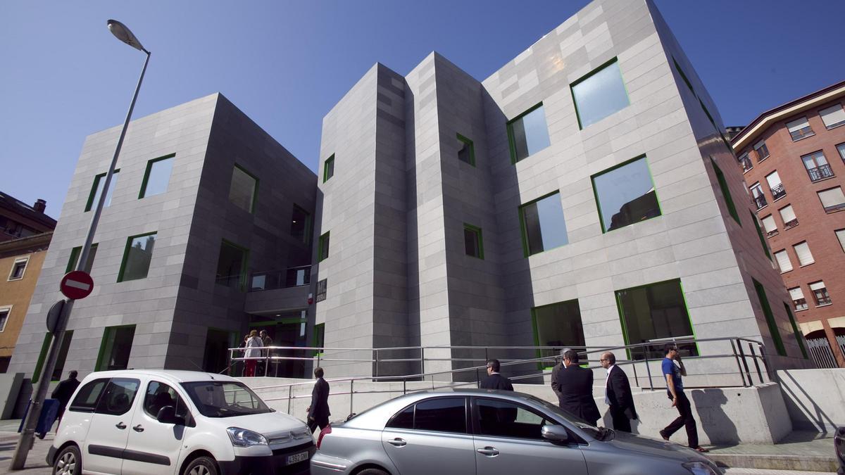 El Instituto de Medicina Legal de La Corredoria.