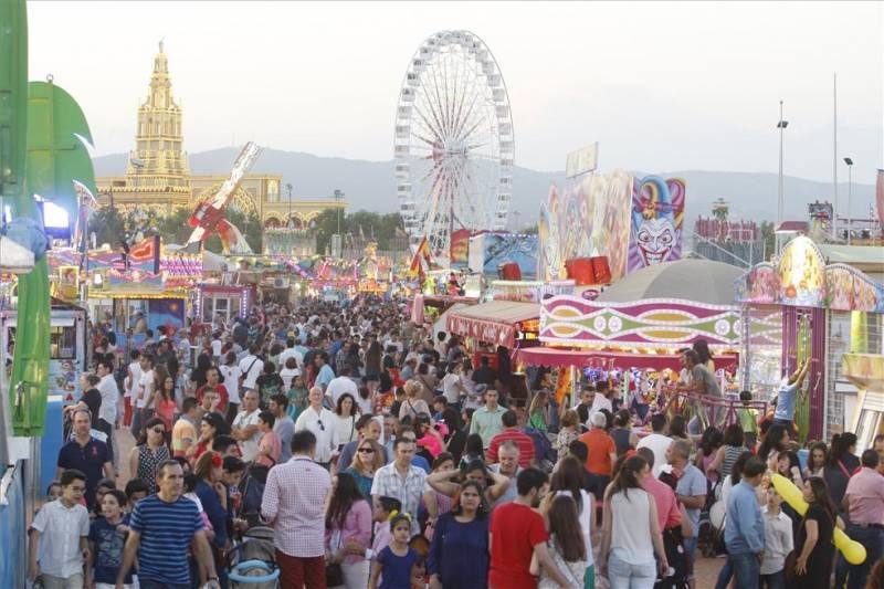 FOTOGALERÍA / VIERNES DE FERIA EN EL ARENAL