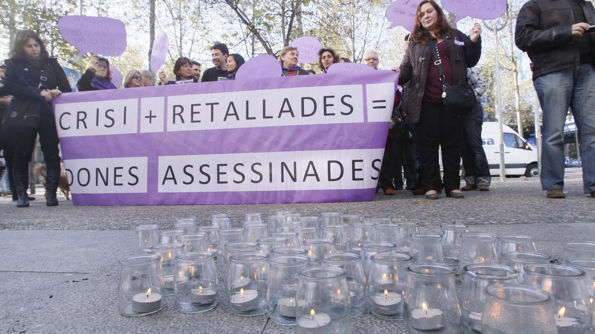 Una mobilització contra la violència masclista celebrada a Girona, en una imatge d’arxiu.