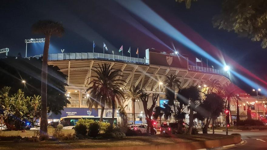 EN DIRECTO: El Real Oviedo quiere plantar cara ante el Málaga con los fichajes invernales