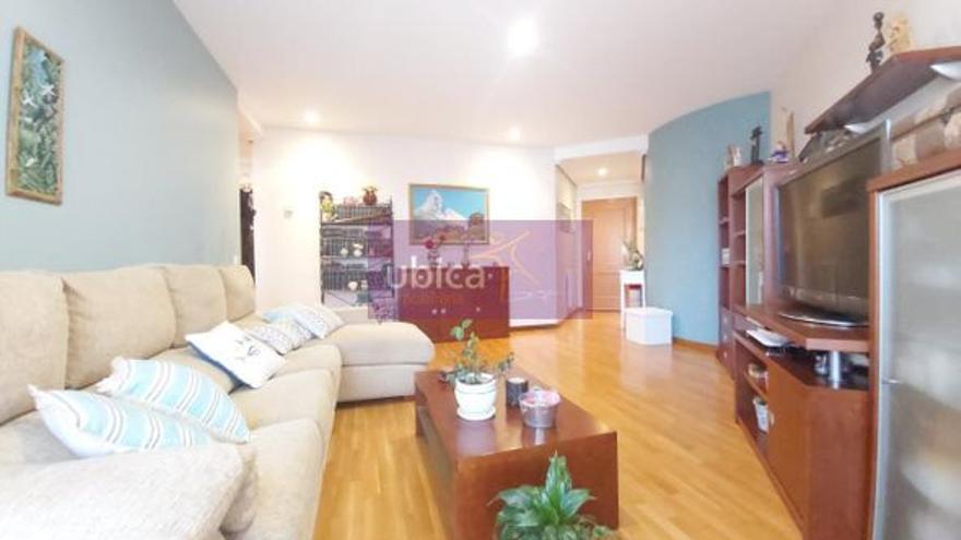 Piso en venta en Salceda de Caselas, Vigo