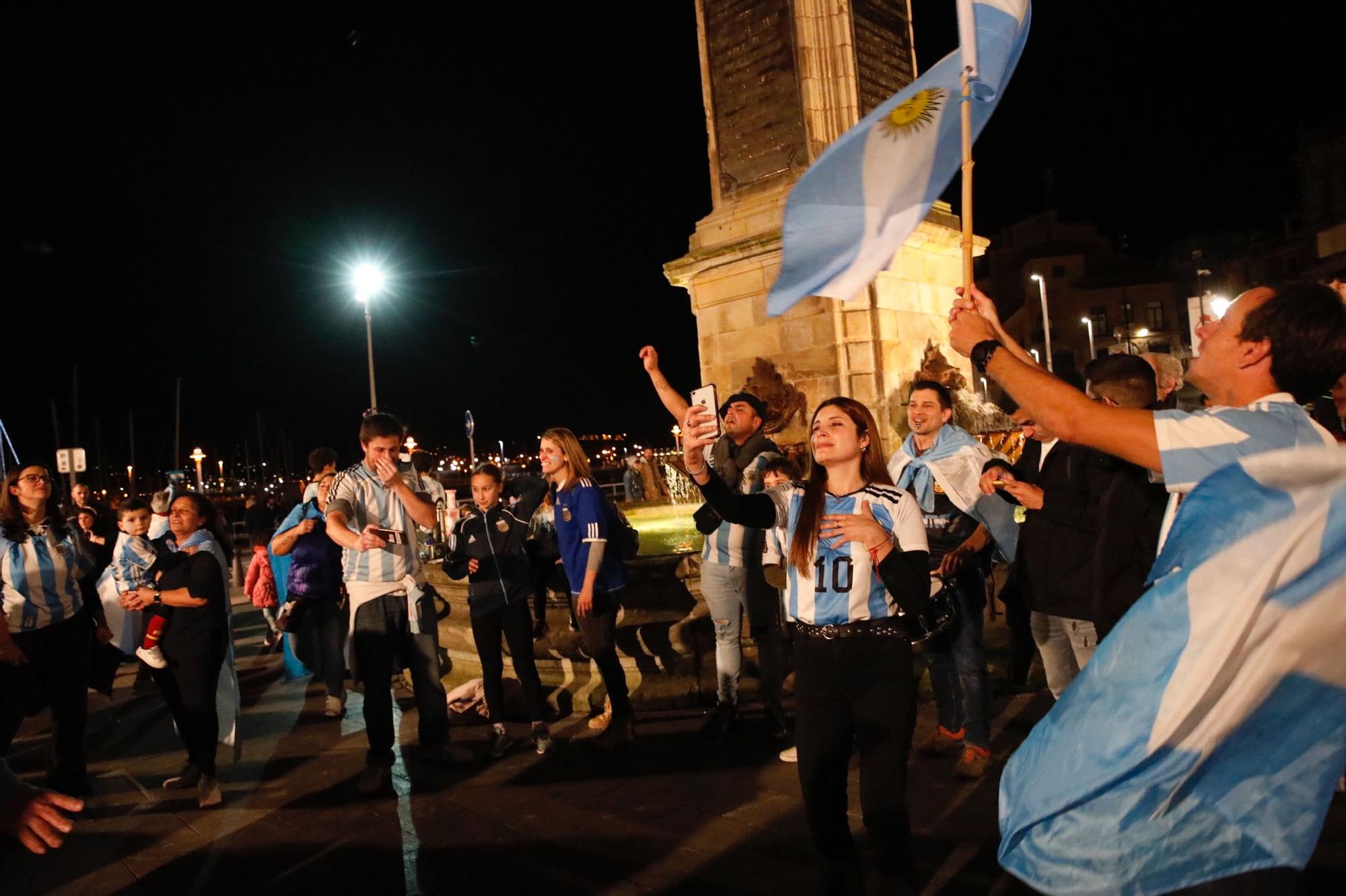 En imágenes: Gijón celebra el Mundial de Argentina como propio