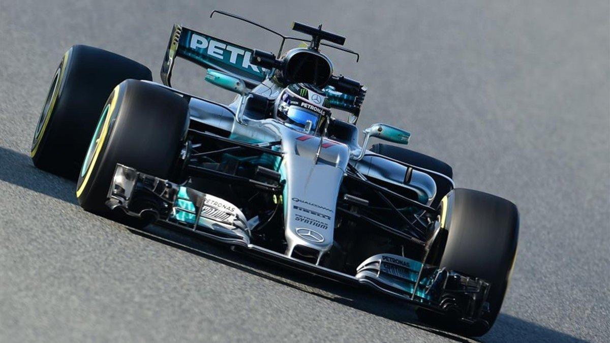 Valtteri Bottas durante las pruebas en el Circuito Barcelona-Catalunya