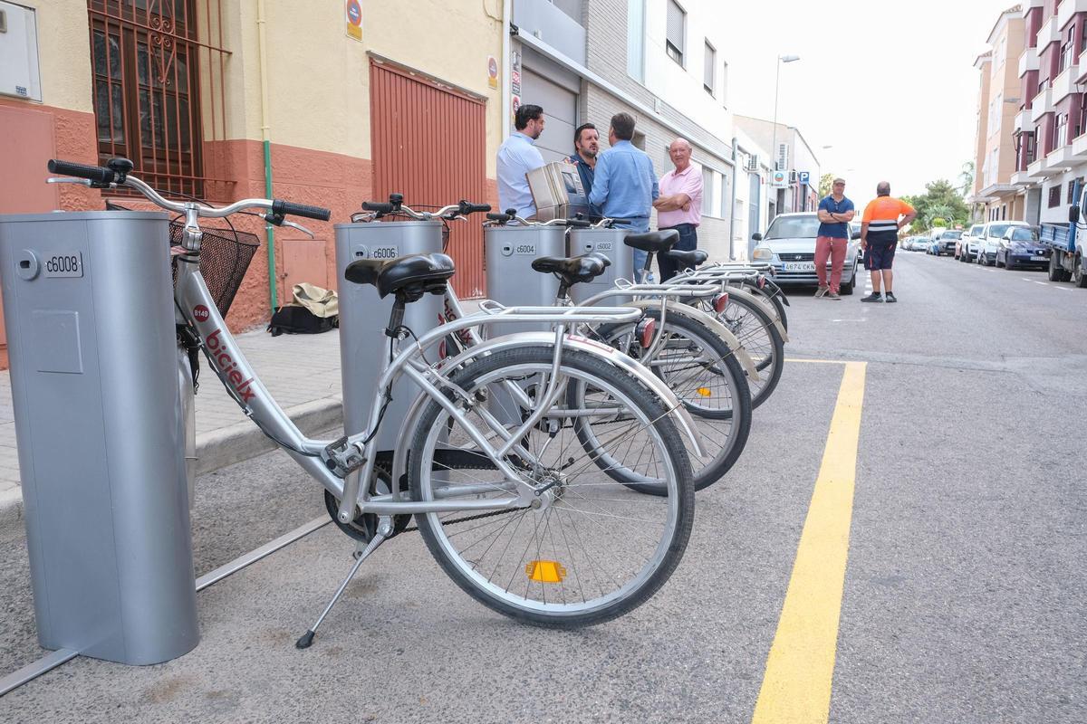 Estación de BiciElx en Torrellano, el día de su inauguración