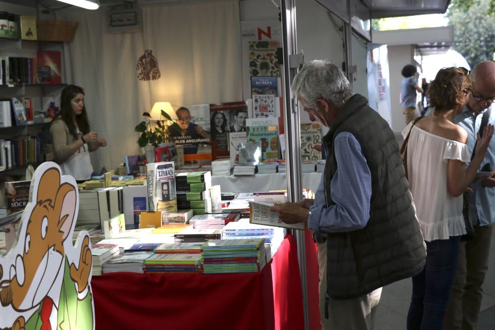 Carles Rebassa y L'Equilibriste inauguran la Fira del Llibre