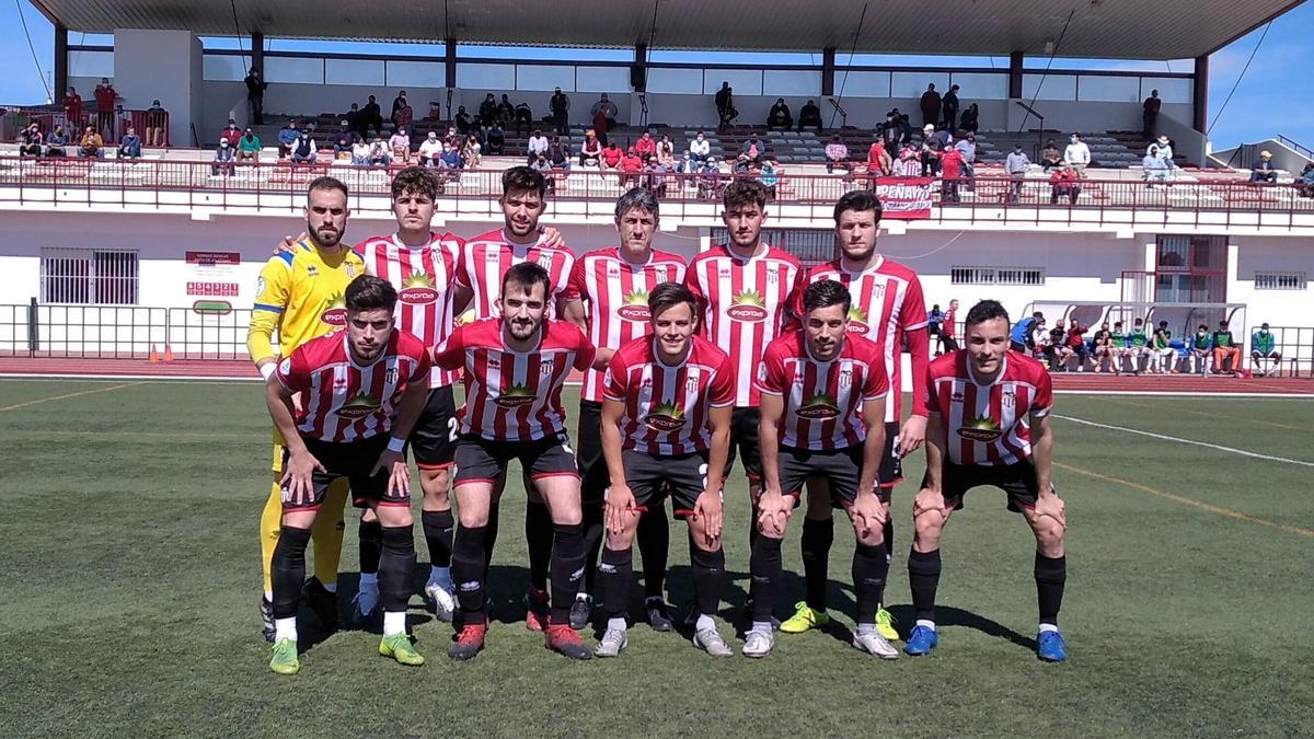 Once inicial del Azuaga en el partido ante el Extremadura B.